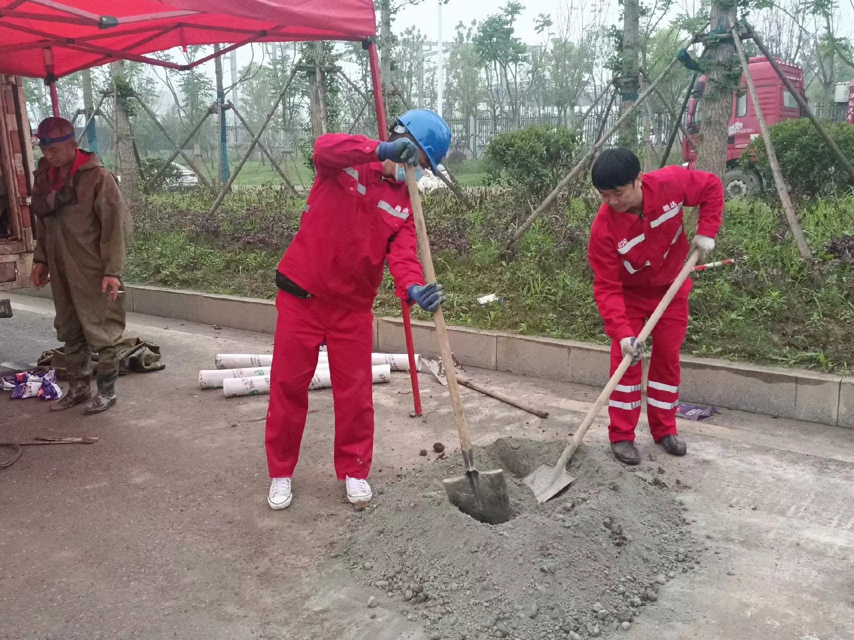 德江管道疏通哪家好】及时进行市政管道清淤